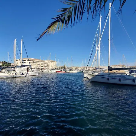Port 3 Pieces Climatise 80m2 Proche De Apartment Frejus