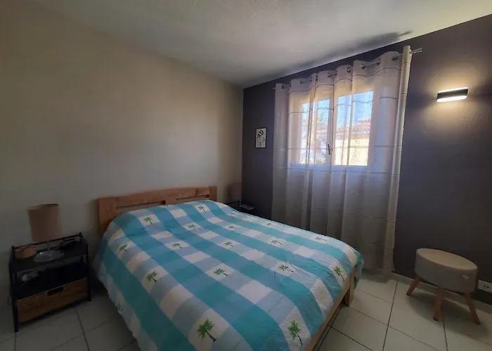 Port 3 Pieces Climatise 80m2 Proche De Apartment *